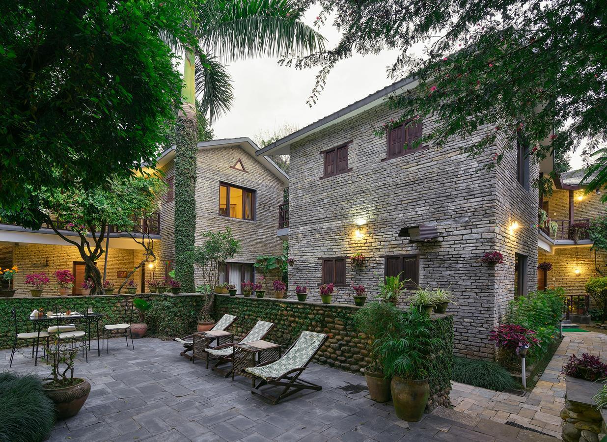 Mum'S Garden Resort Pokhara Exterior photo
