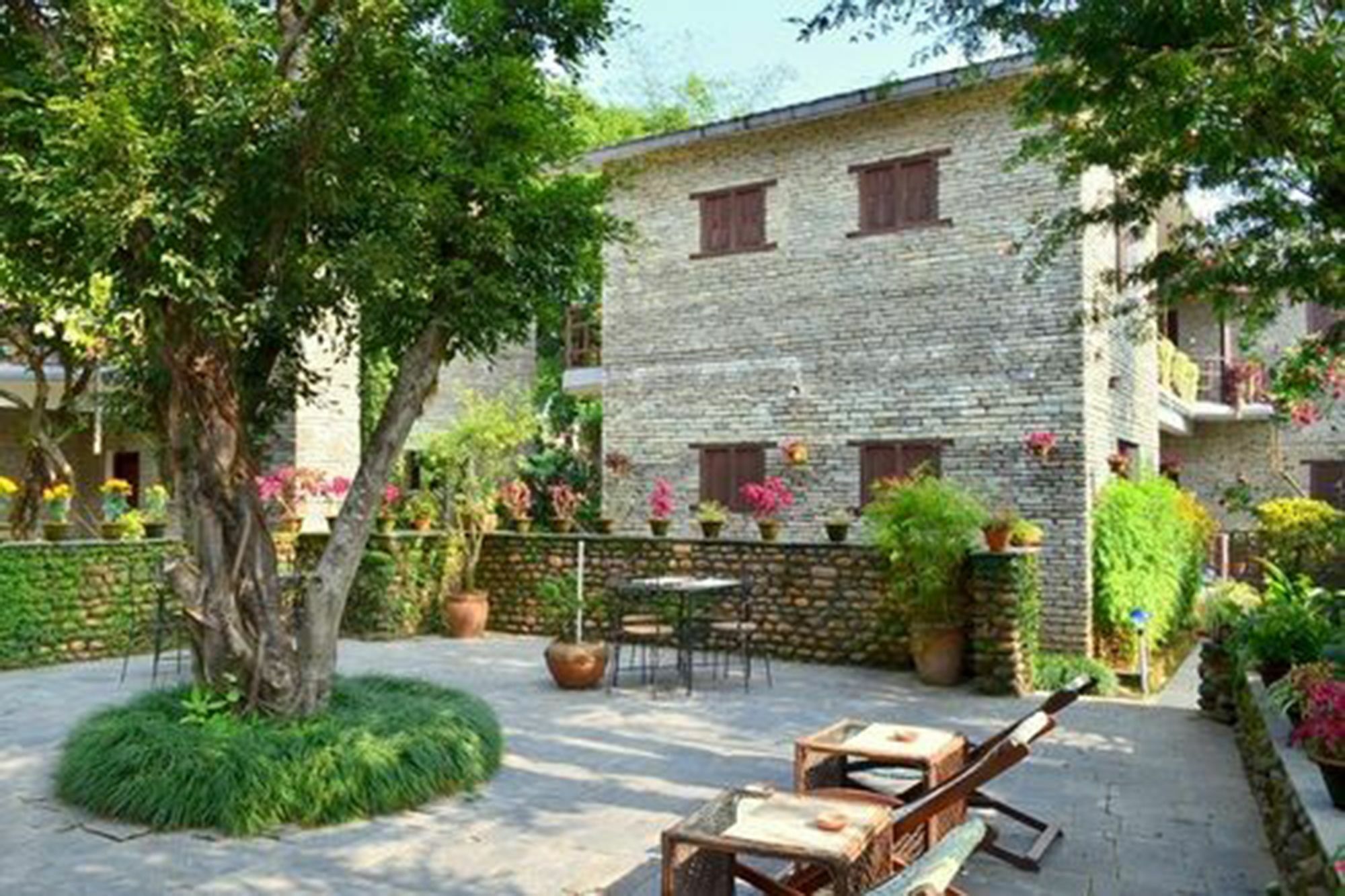 Mum'S Garden Resort Pokhara Exterior photo